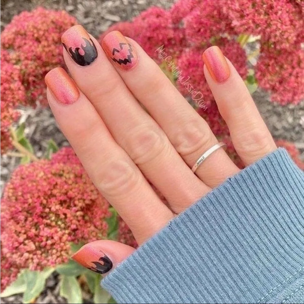 *Retired* Color Street: Hey Pumpkin | Halloween Orange Black Jack O’Lantern - Picture 6 of 16